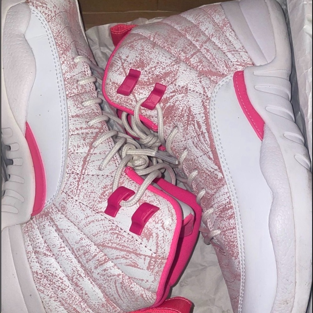 Jordan Women's Sneakers in Pink and White